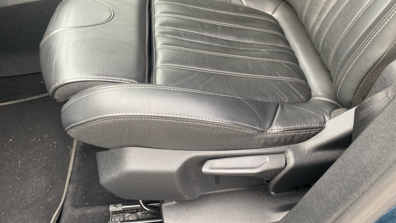 Peugeot 5008 1.2 PureTech Allure 5dr EAT8 Petrol Estate